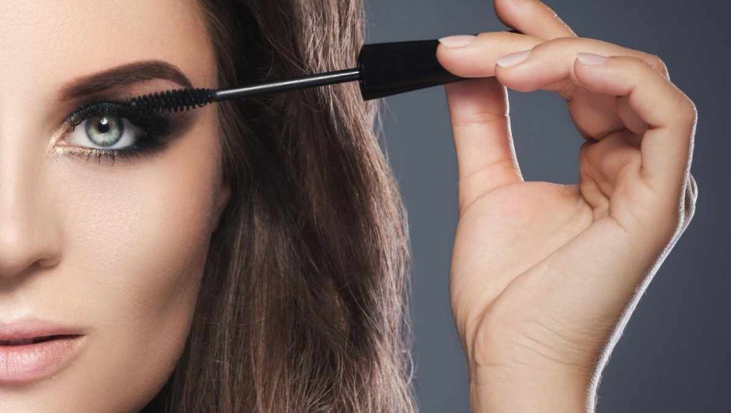 using mascara 1 | فروشگاه موراشین